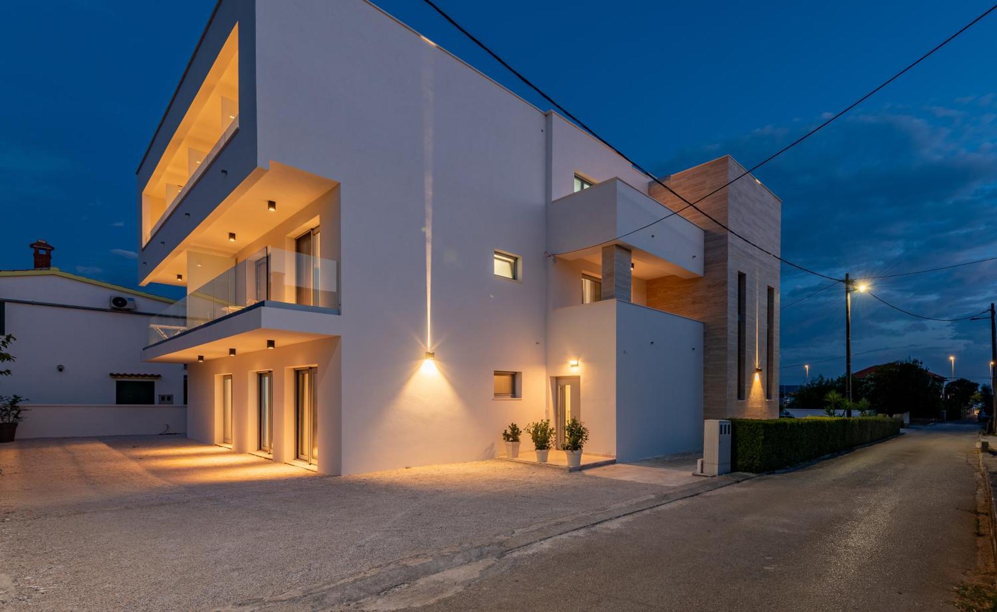 Rooms & Apartments Niko Sukosan Exterior photo
